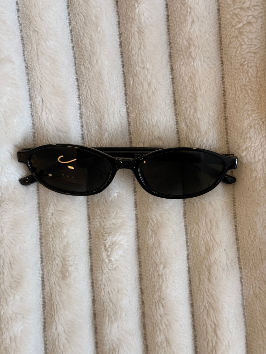 Gafas rombo negras