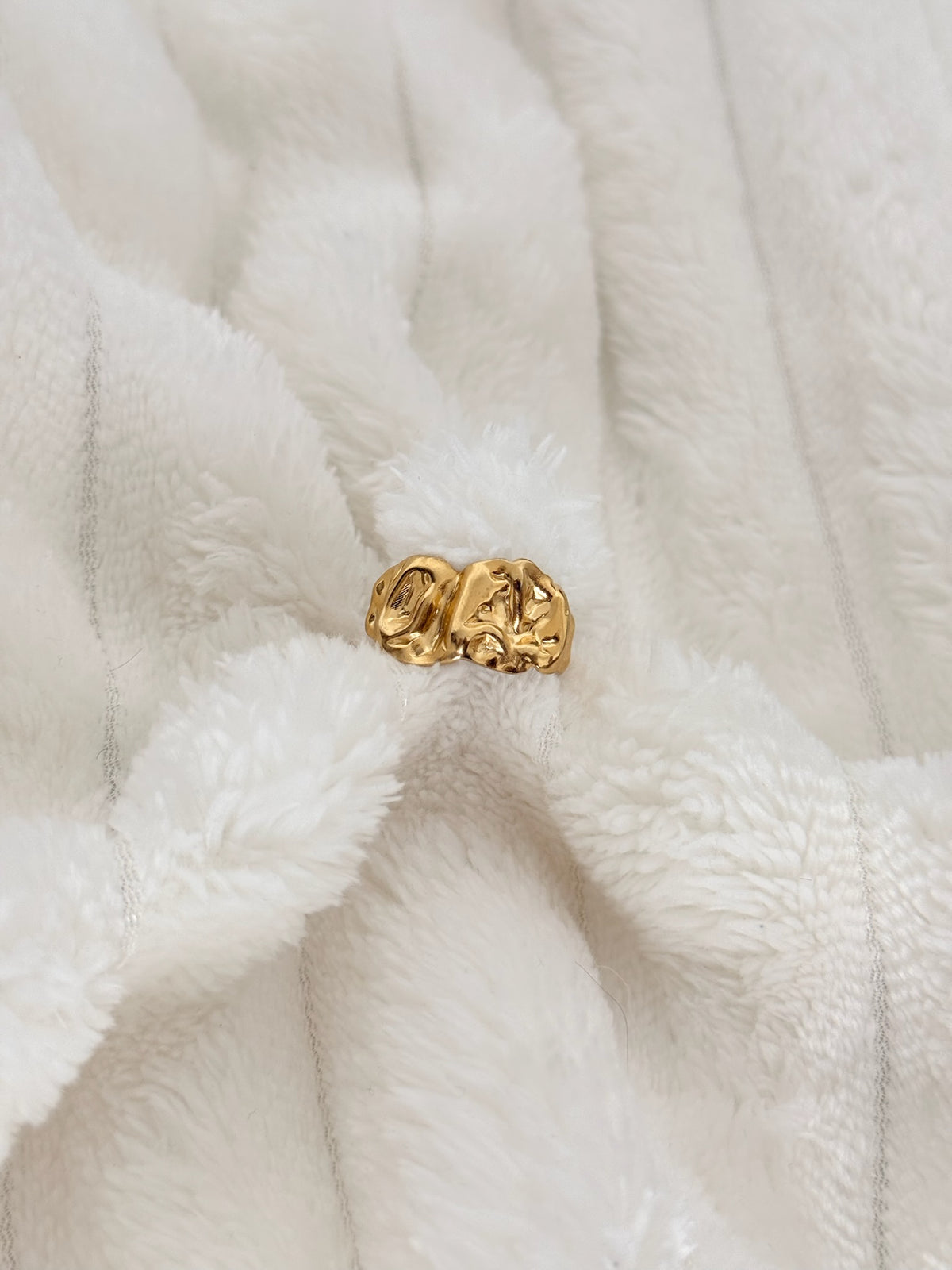 Anillo irregular