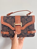 Cofre coach moca