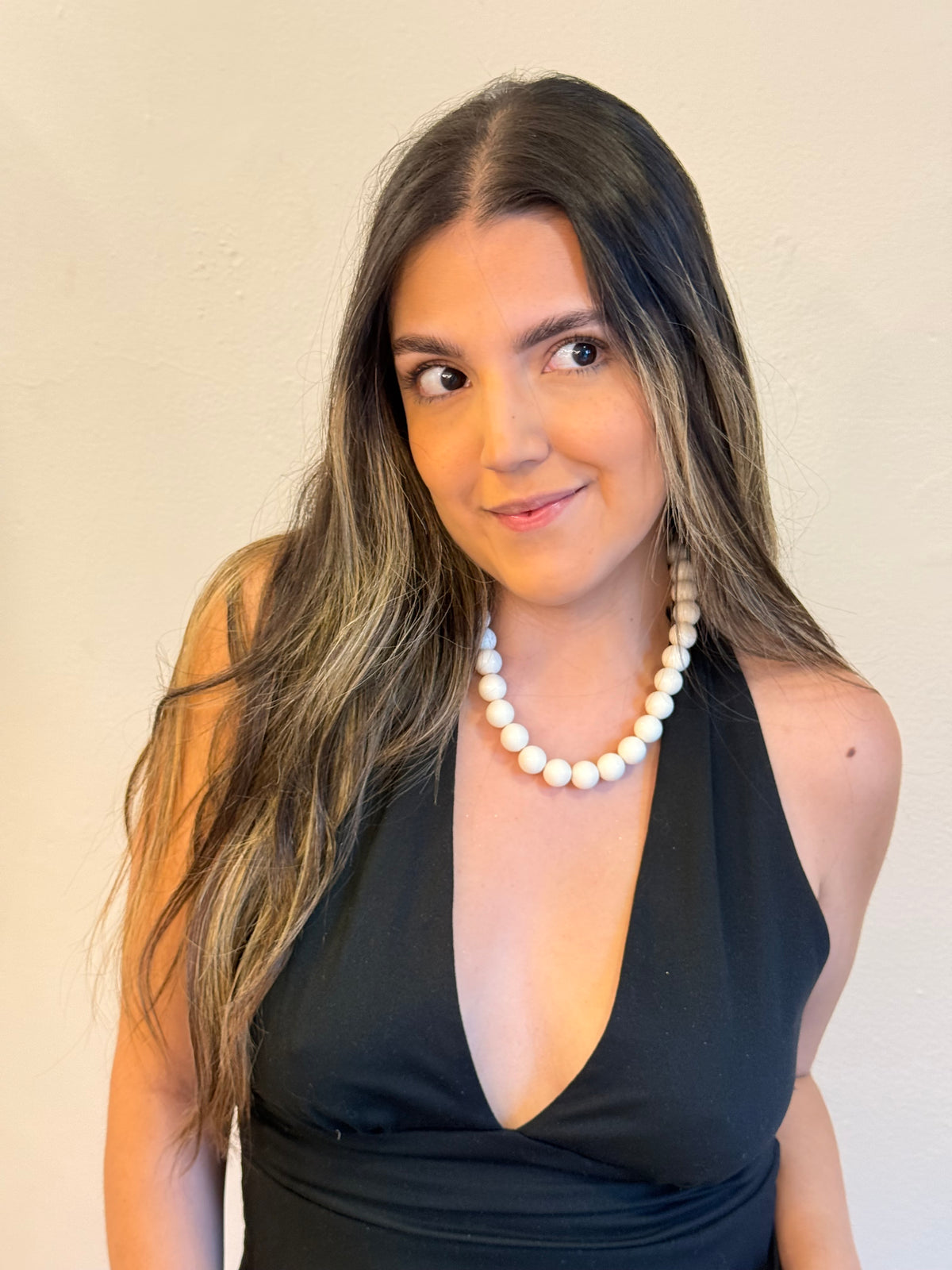 Collar de chicle crema
