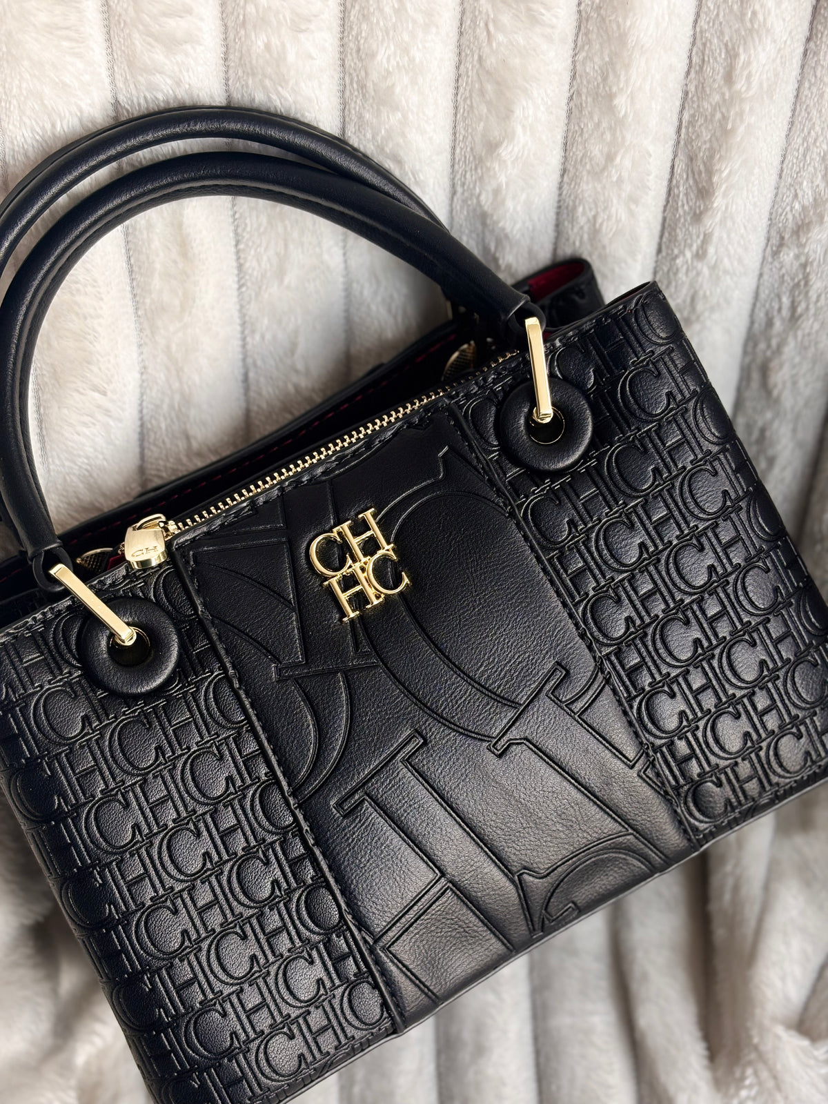 Cartera CH oscura