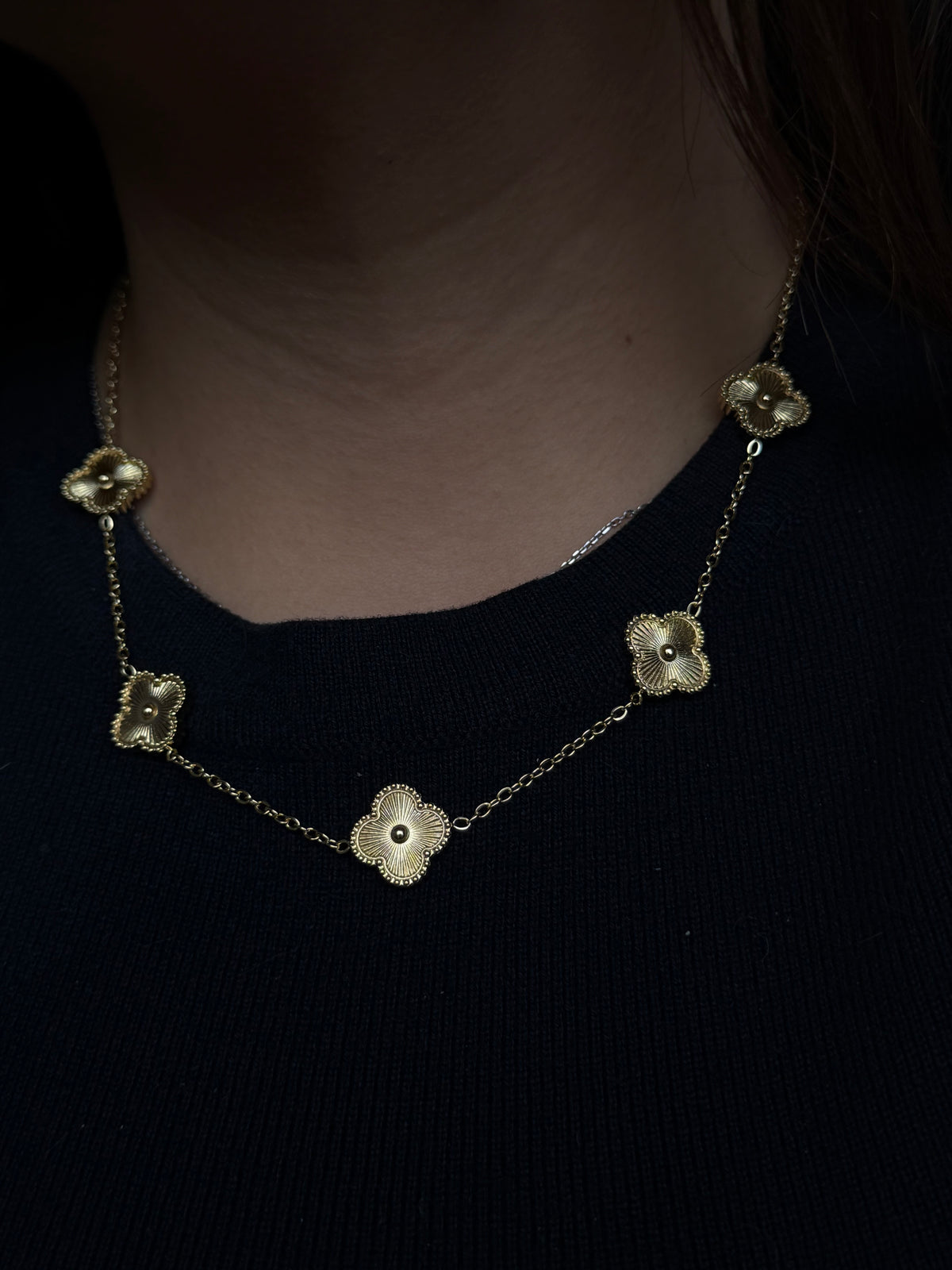 Cadena varios dijes VCA Dorado