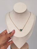 Cadena VCA mariposa verde