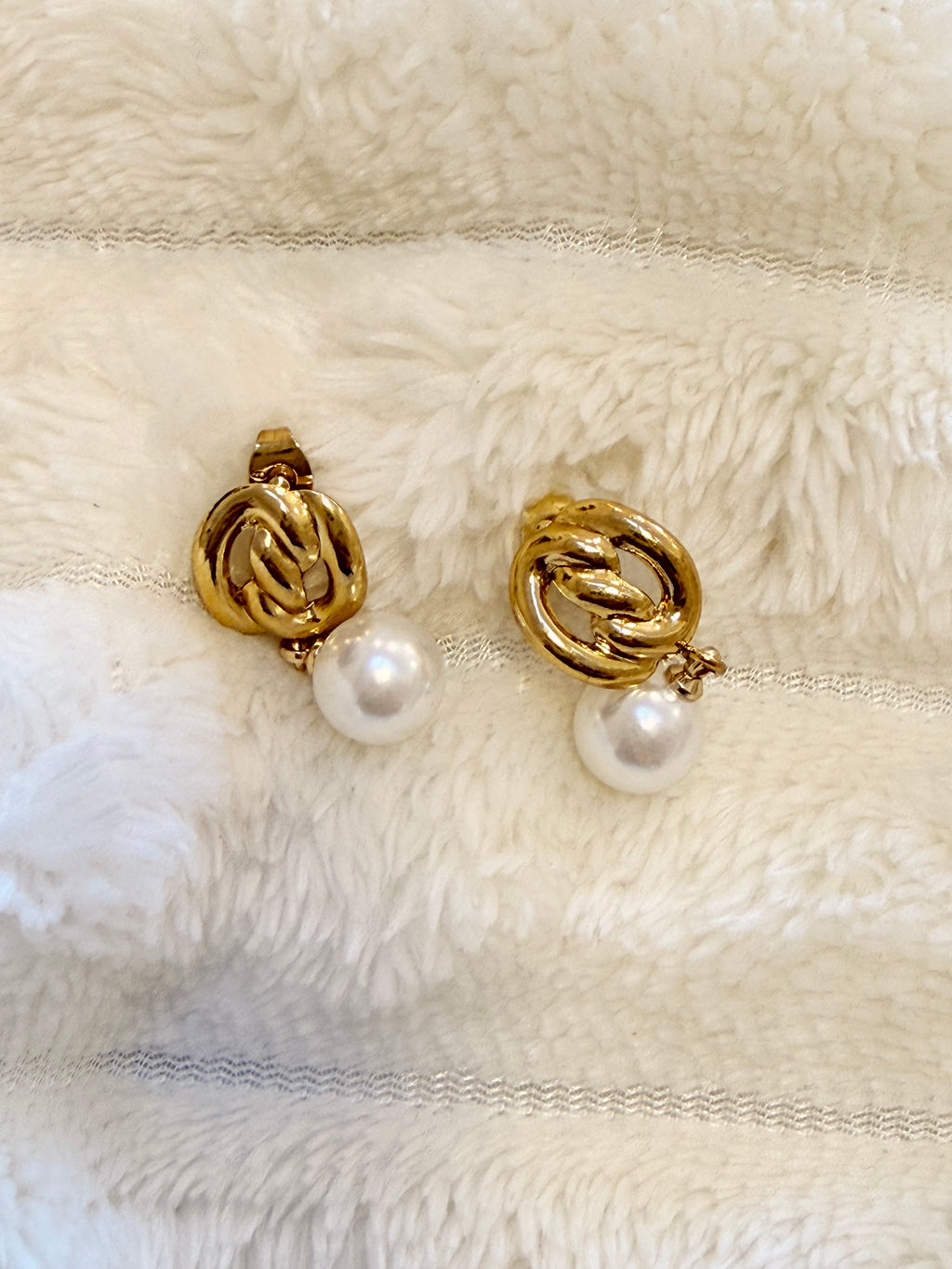 Aretes pearl