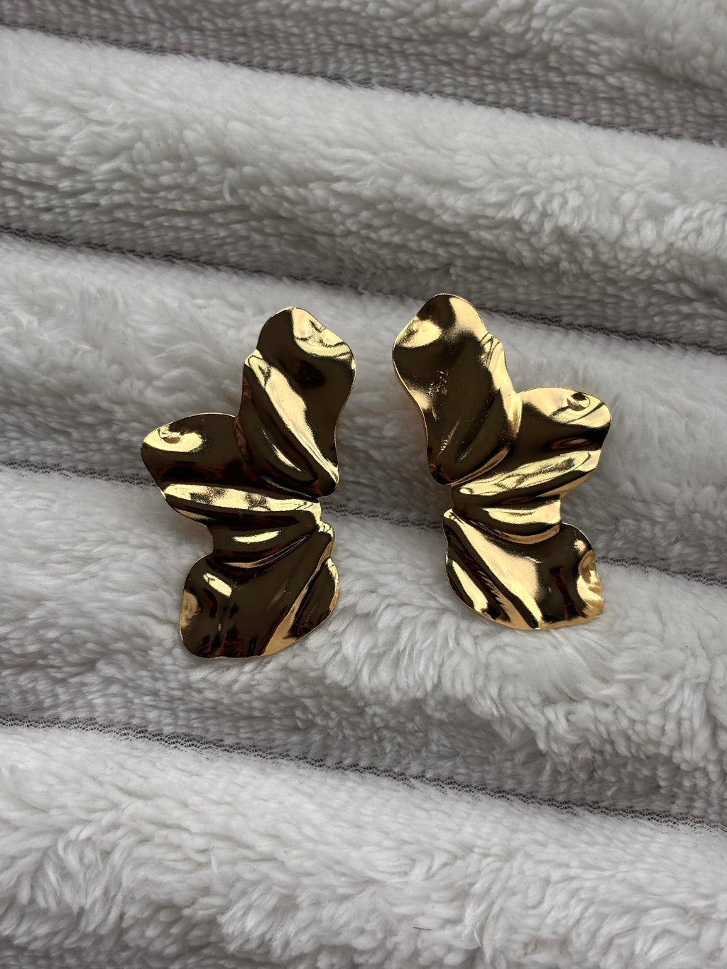 Aretes flor irregular