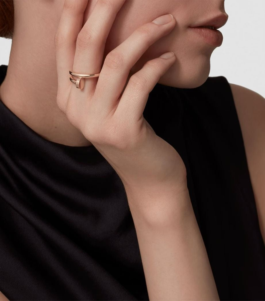 Anillo clavo rosegold