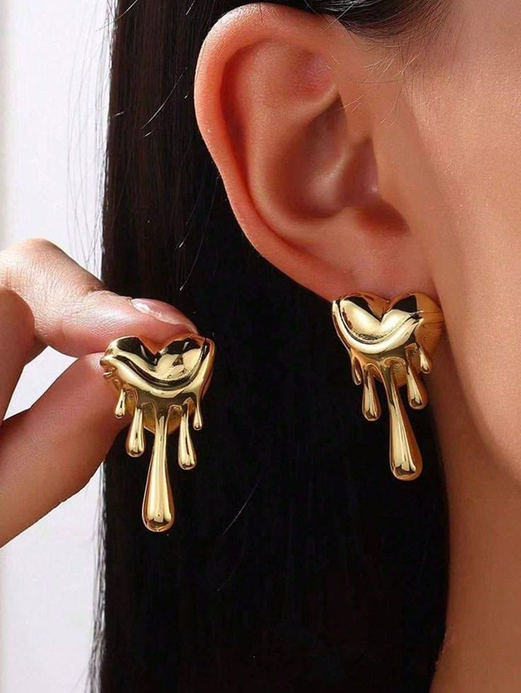 Aretes corazón gota